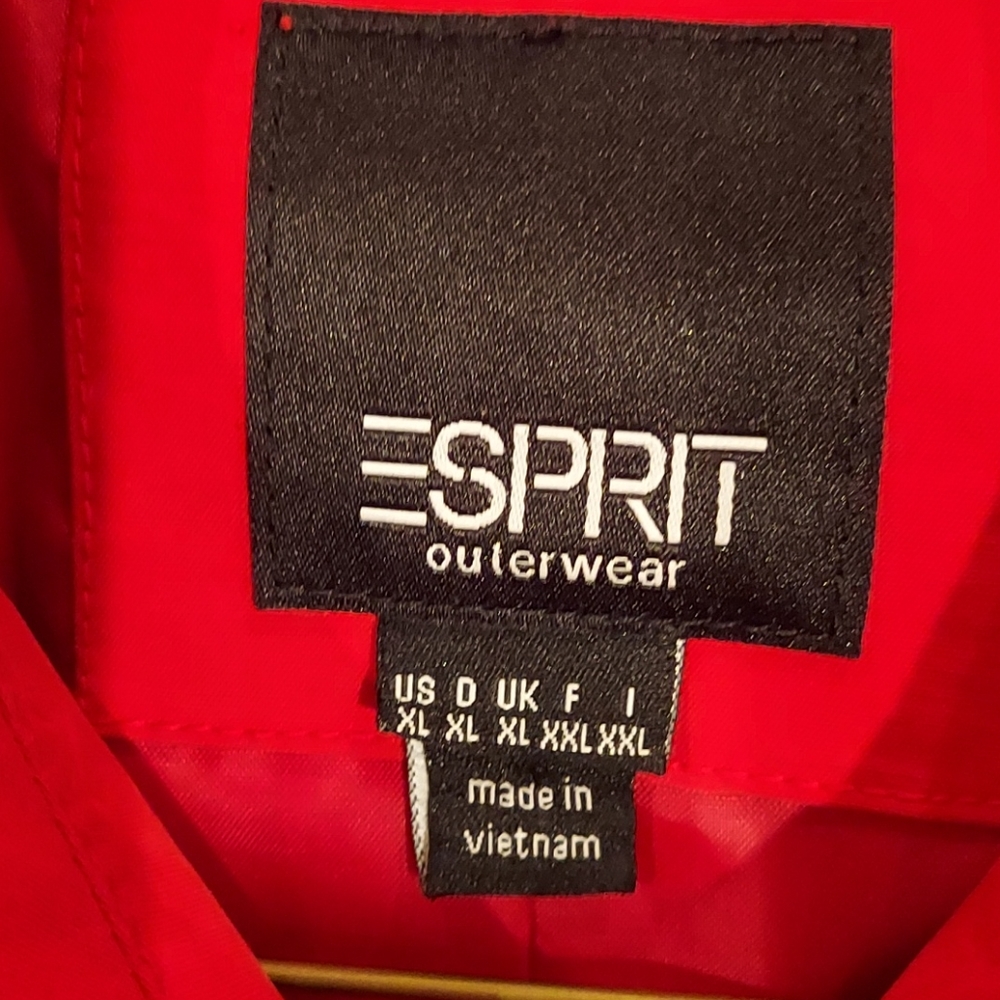 Red Raincoat - image 6